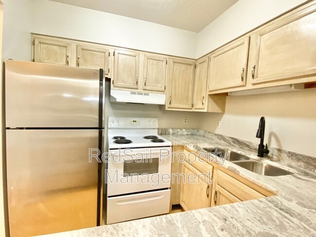 Photo - 21 Sidewinder Ct Townhome