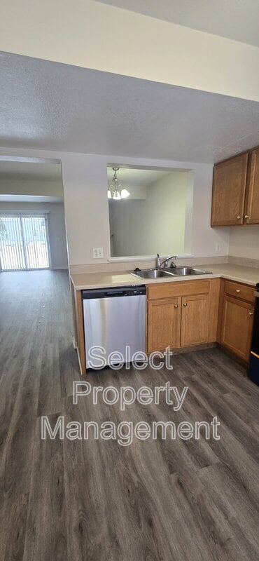 Photo - 5446 Evard Rd