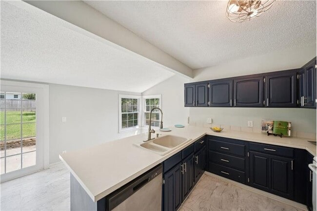 Photo - 1417 S Quebec Ave
