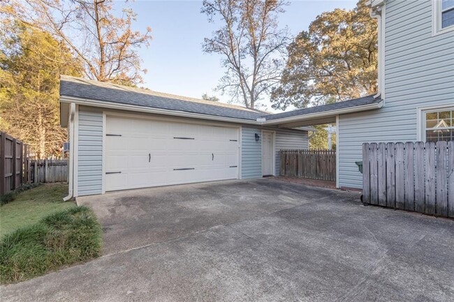 Photo - 149 Ledyard Dr