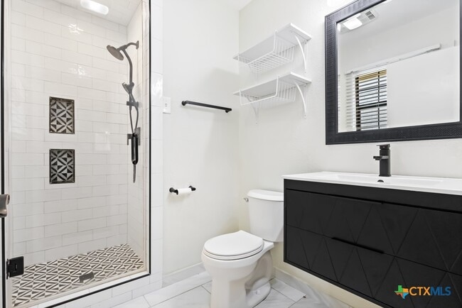 Building Photo - 115 Da Gama Dr