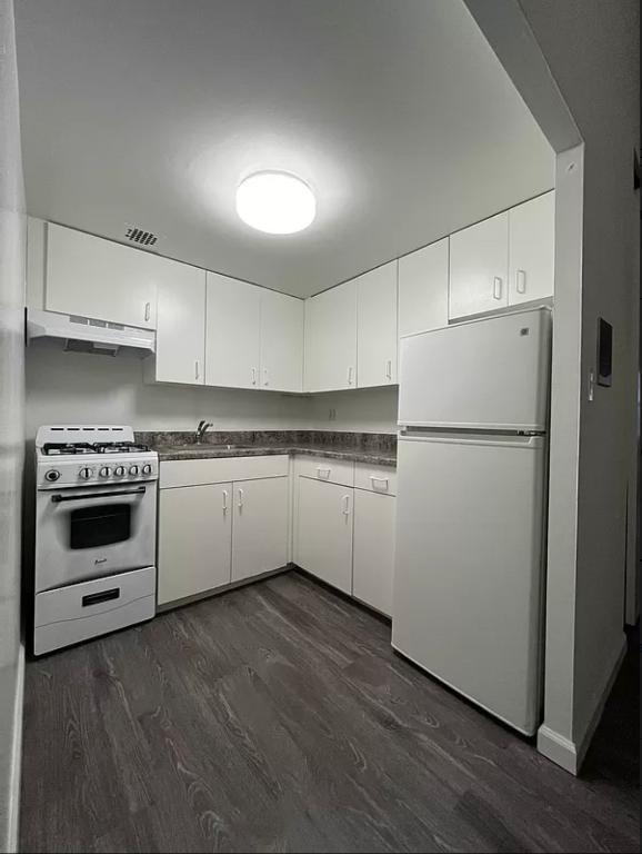 90 Gold St Unit 706