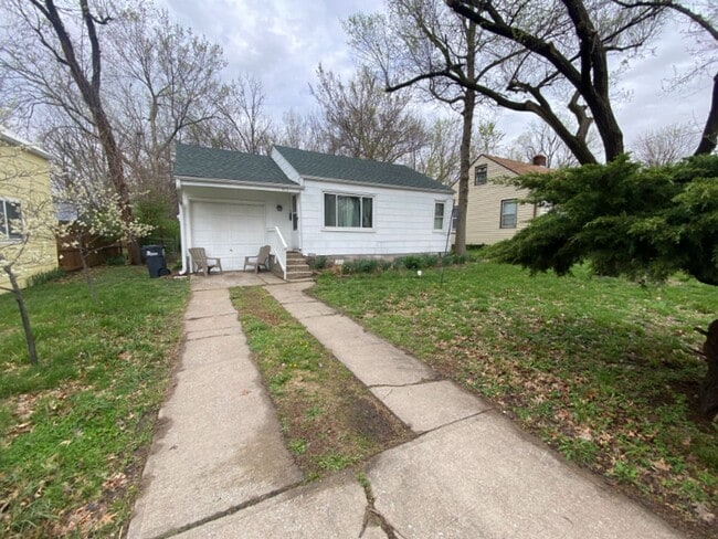 Photo - 2BR/1BA, conveniently located