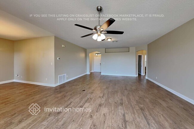 Photo - 1325 Golf Point Loop