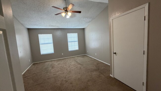 2132 Aspen Dr