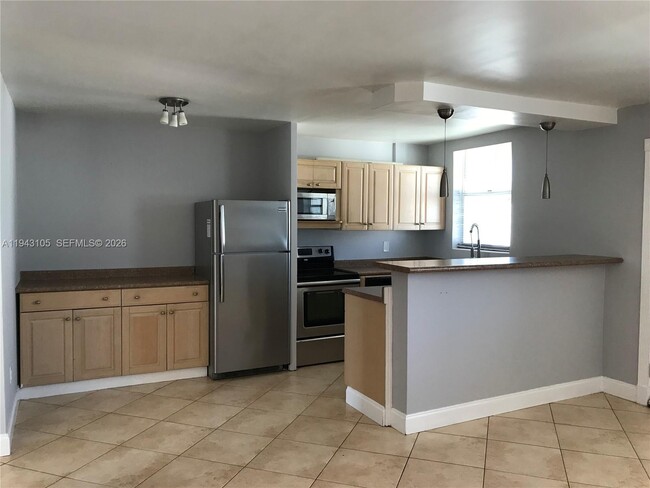 Photo - 1801 S Treasure Dr Unit 524