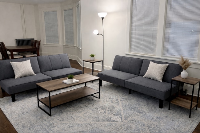 Photo - 247 N Main St Unidad 1