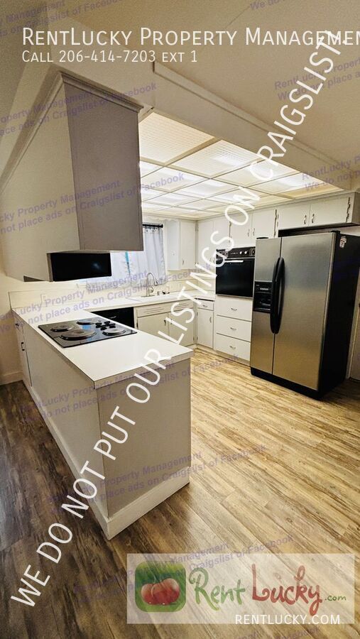 Photo - 834 Maplewood Ave