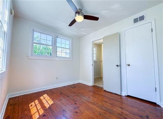 Photo - 936 Philip St