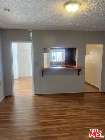 Photo - 4281 S Hobart Blvd