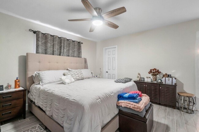 Photo - 6390 Kimberly Blvd Unit 6390