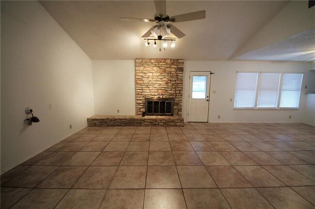 Photo - 13320 Water Oak Ln