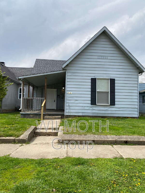 Sheffield Avenue S. 1234 - Sheffield Avenue S. 1234