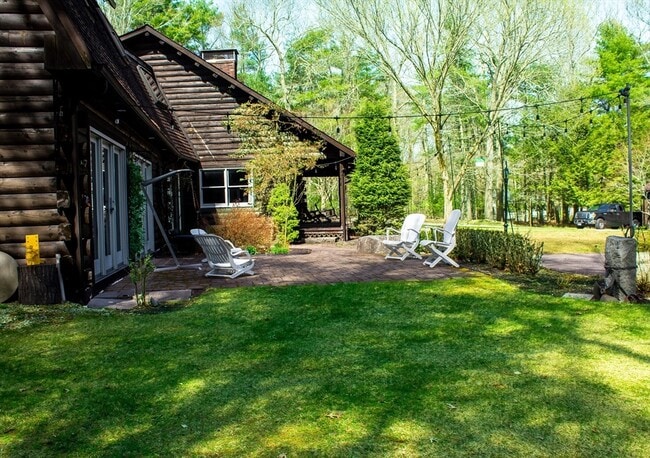 Photo - 154 Grove St