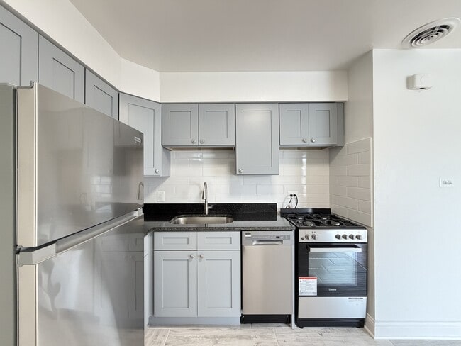 2754 W North Shore Ave Unit S3