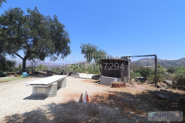 Building Photo - RV Space with VIEW and full hookups 50 amp... Rental
