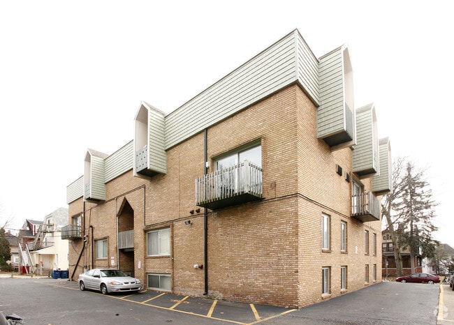 Dean Apartments