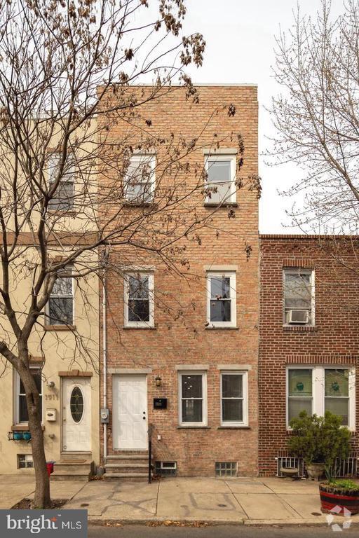 Building Photo - 1909 Manton St Rental