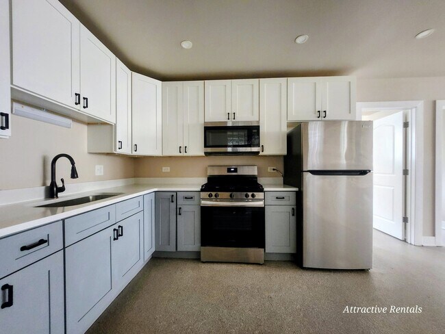 1432 W Marquette Rd Unit G