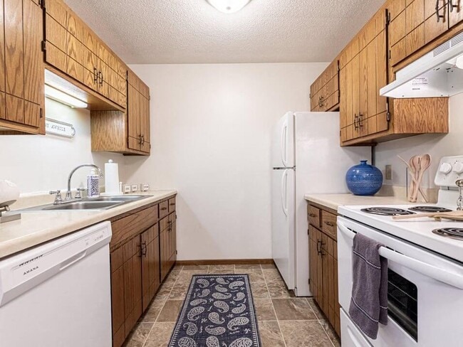 Dishwashers in Every Apartment - Upper Town Apartments