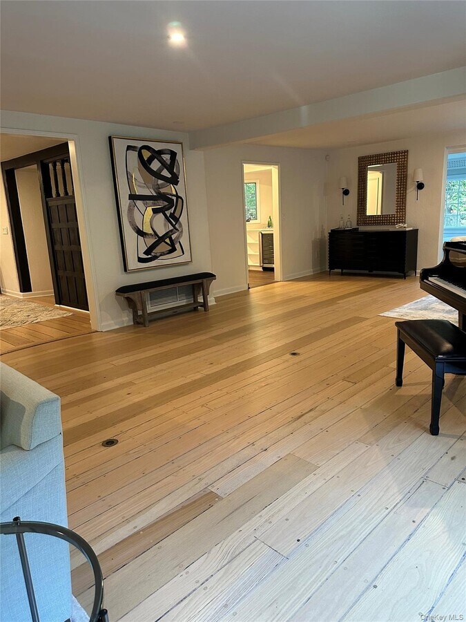 Photo - 9 Beacon Hill Rd