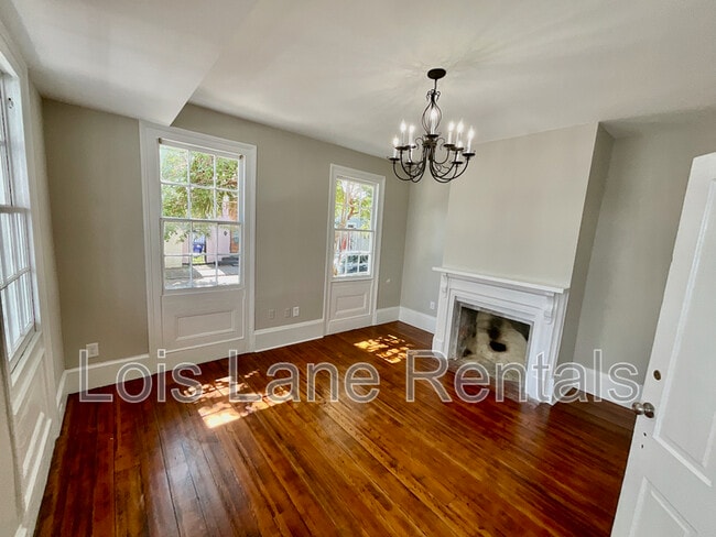 Photo - 104 Nassau St
