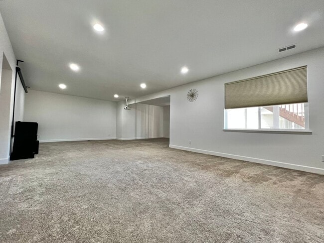 Photo - Gorgeous 6 Bed, 5 Bath House in West Windsor!