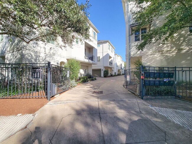 Photo - A Private Urban Retreat in the Heart of the Museum District!