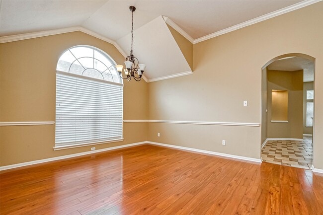 Photo - 18039 Parkwille Ln