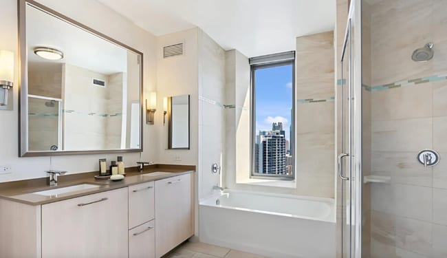 Photo - 330 W Grand Ave Unit 1628