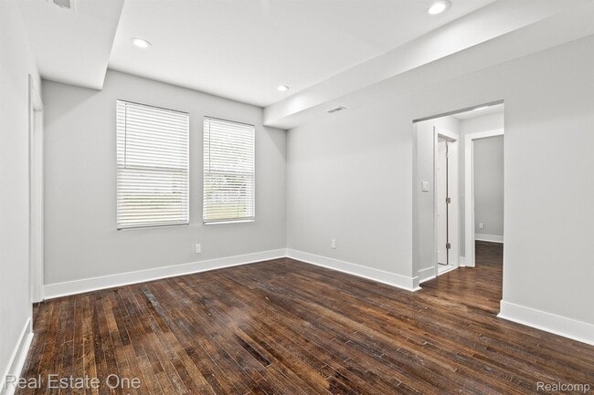 Photo - 2282 Belvidere St