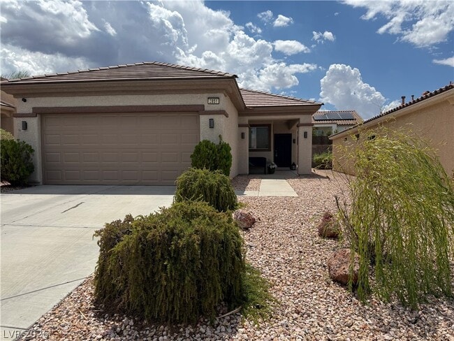 Building Photo - 2851 Sapphire Desert Dr