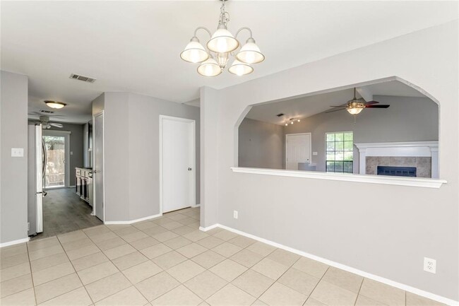 Photo - 816 Russet Valley Dr