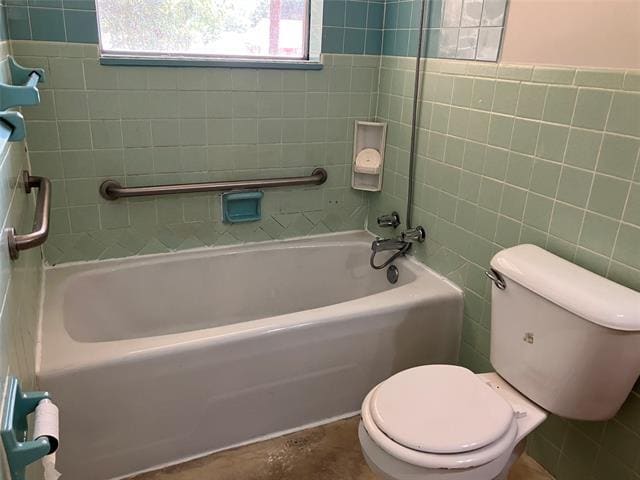 Photo - 205 Larkspur Ln