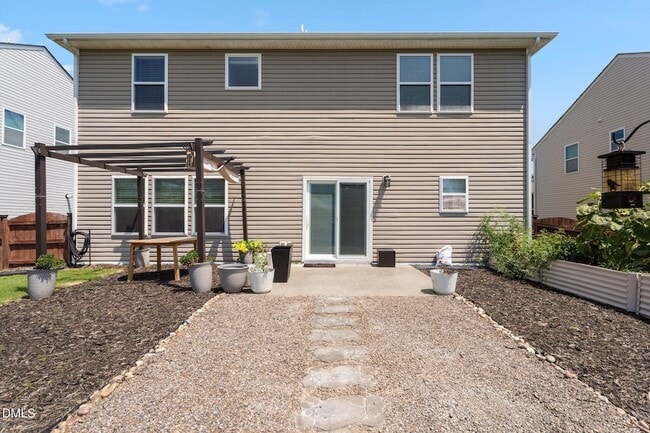 Photo - 855 Ember Dr