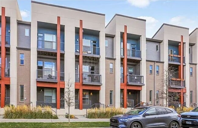 Building Photo - 7040 W Alaska Dr