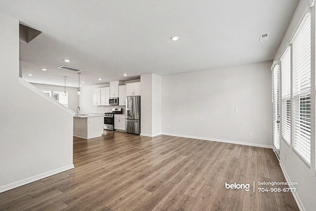 Photo - 1424 Blanche St