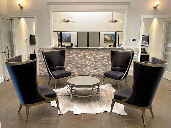 Photo - 960 Millbrae Ct Townhome