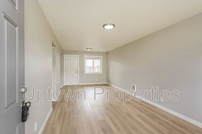 Photo - 466 N Adair St