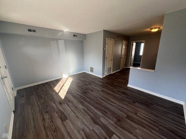 Photo - 322 N Clark St Unit 2