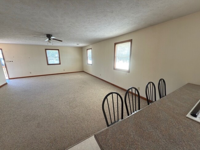 Photo - 540 N Main St