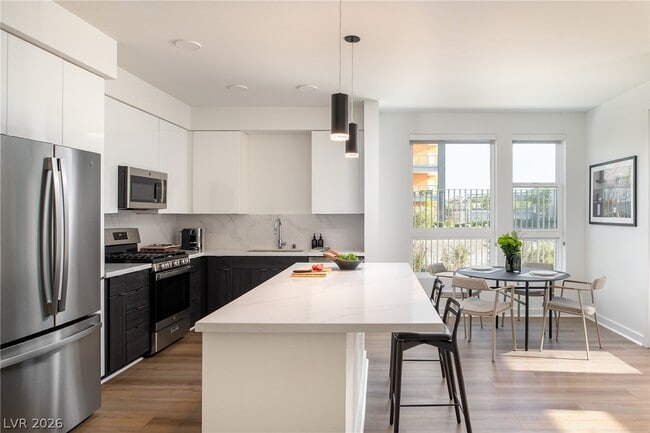 Building Photo - 11055 S Las Vegas Blvd Unit 1002