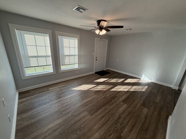 Photo - 4769 SE 27th St