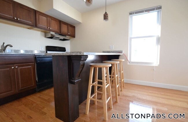 Photo - 21-23 Weitz St. Unit 1