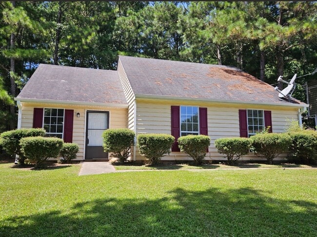 Building Photo - 3172 Creekwood Dr