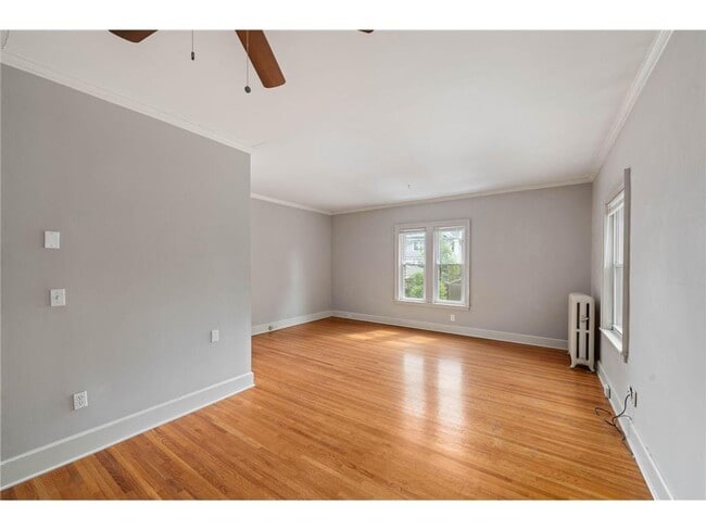 Photo - 2733 Girard Ave S Unit 106
