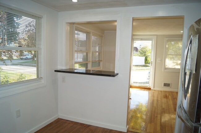 Photo - 48 Bornwood Dr