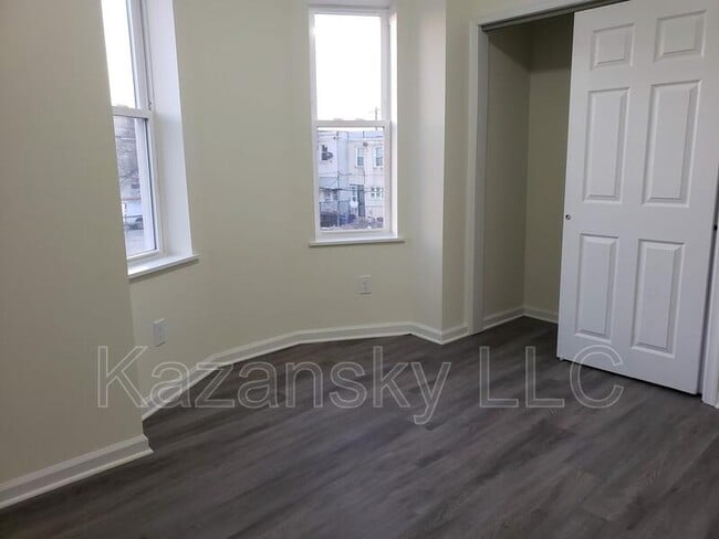 Photo - 5625 Sprague St Unit 2nd Floor