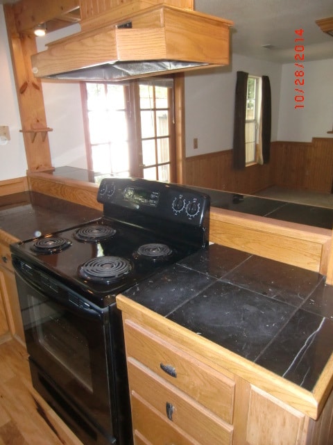 Photo - East hill Kent Seven Oaks Community Custom 2 story home - 3 bed 2.5 home with 2 car garage. Avail...