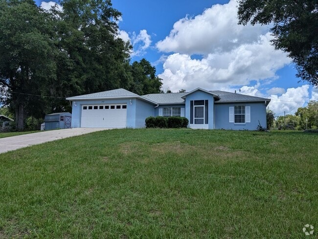Building Photo - Lovely 3/2/2 Citrus Springs home with Hot Tub